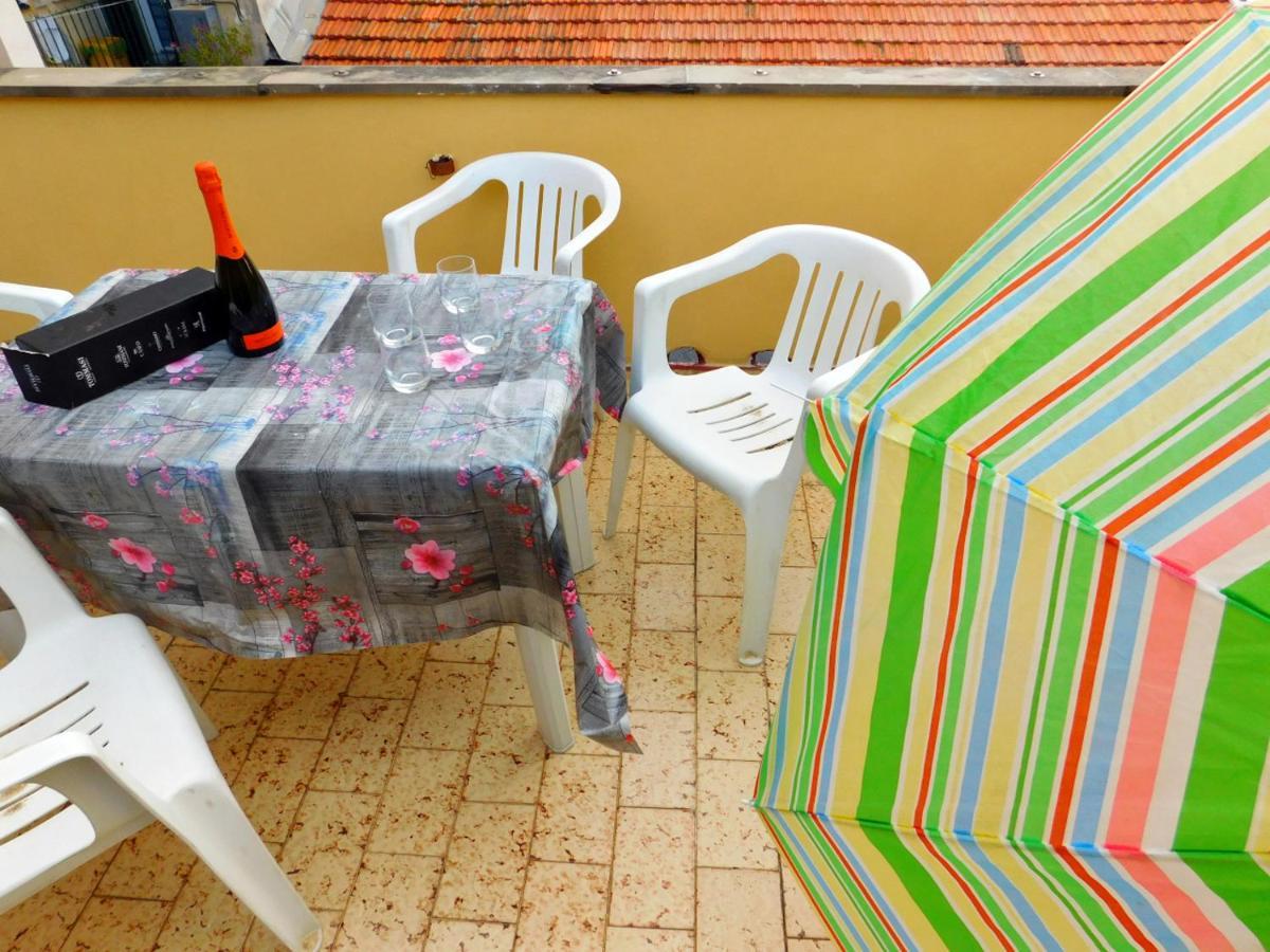 Terrazza Attrezzata, Levanto Exterior foto